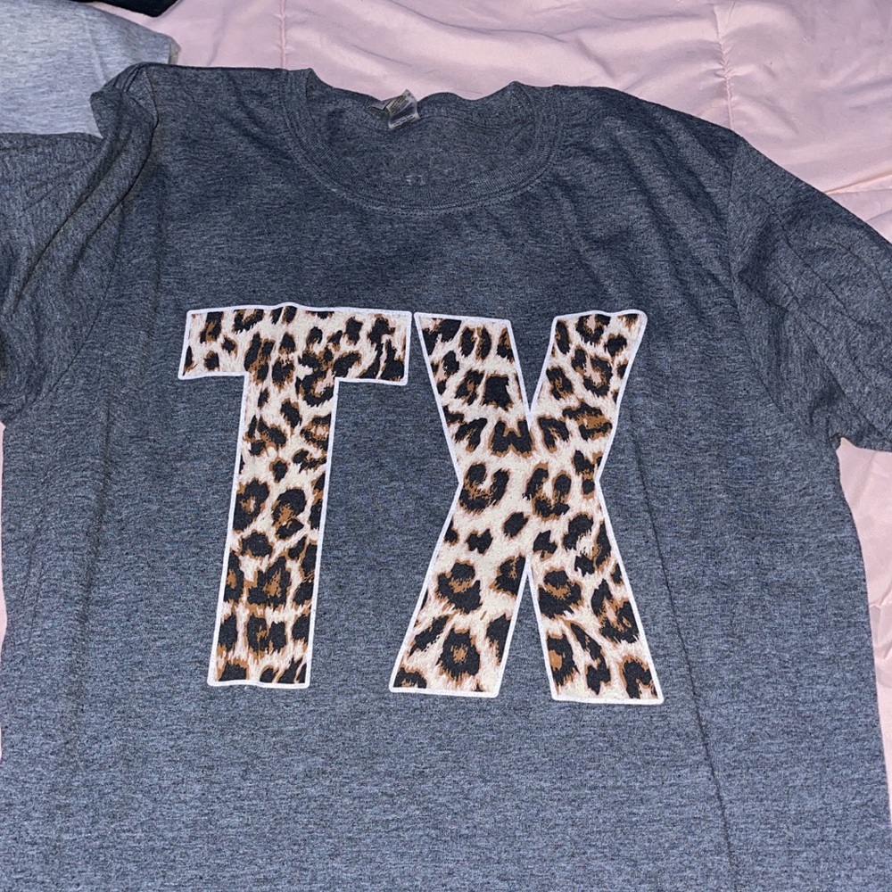 Grey TX shirt! Size medium